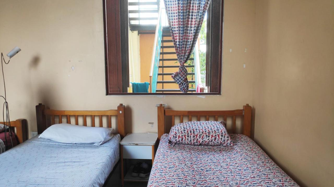 Hostal Zócalo *