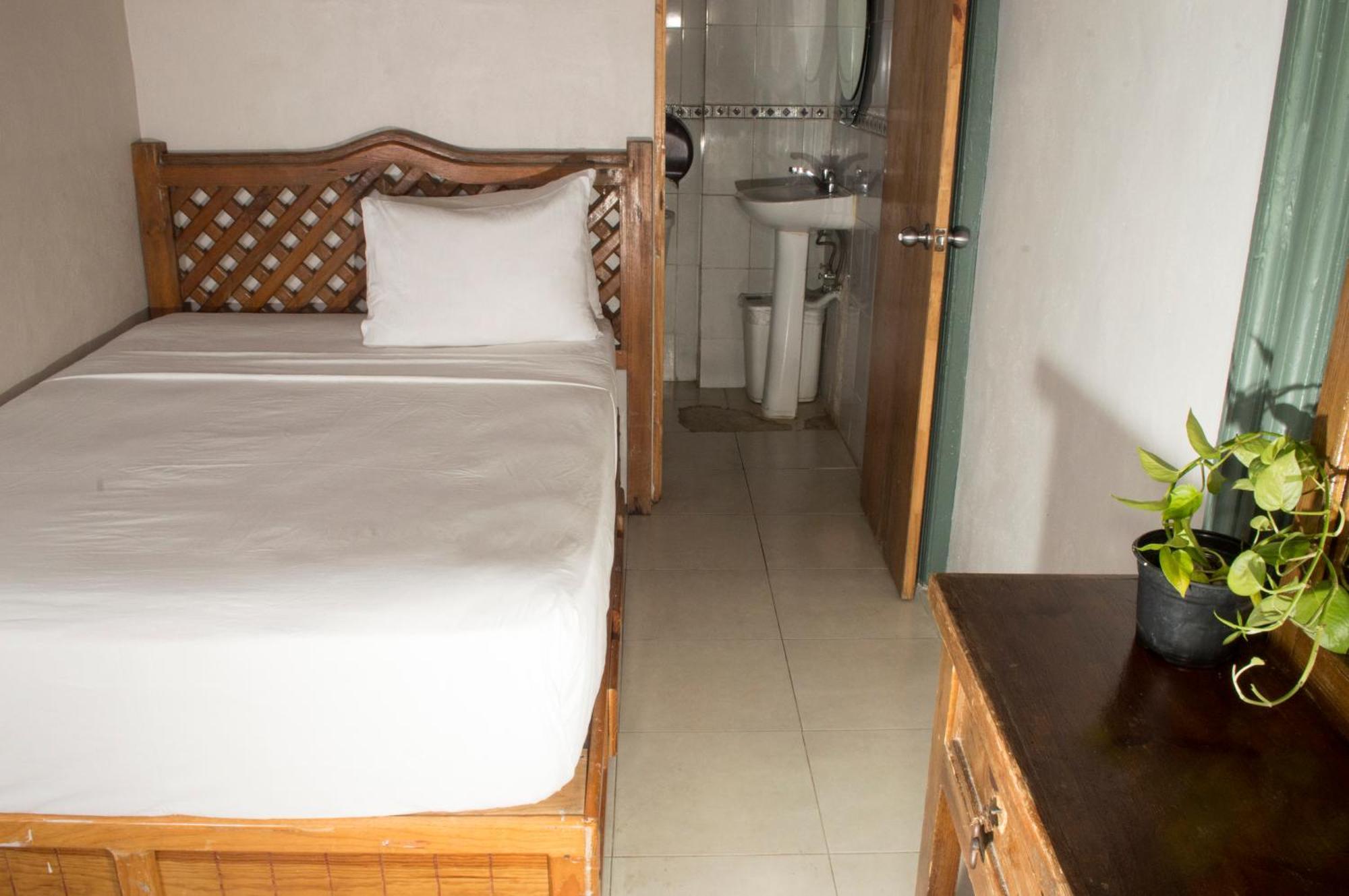 Pensión Hostal Zócalo *